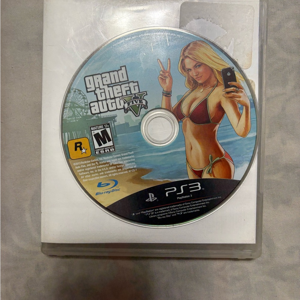 Grand Theft Auto V PS3 Game Disc - Picture 2 of 7
